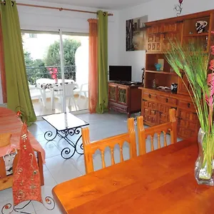 proa-centro-roses.catalonia-hotels.com/