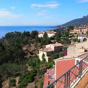 rochemarine-panoramic.fr-provencehotel.com/